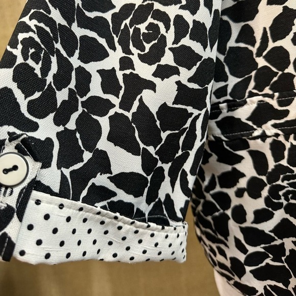 PLUS SZ LANA LEE JACKET BLACK & SOFT WHITE JACKET W/ANY OF YOUR FAVORITE BOTTOMS - Picture 3 of 7